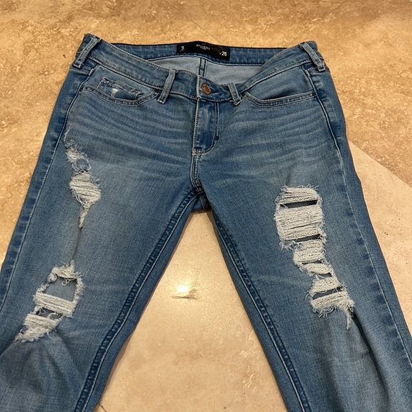 Hollister Jeans - Picture 2 of 4
